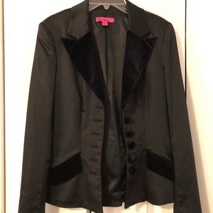 Black silk Betsy Johnson Blazer